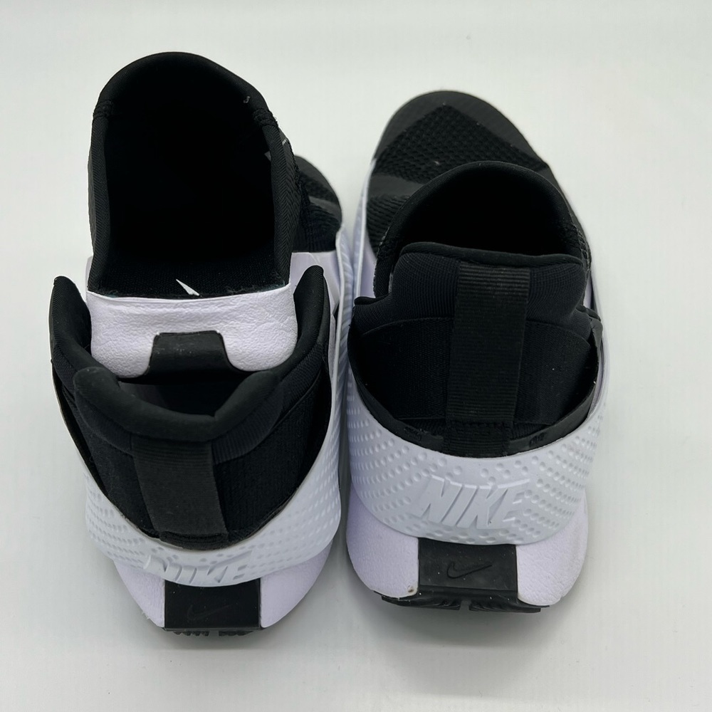 W Nike Go Flyease Black White Sneakers Slip-on Shoes DR5540-002 Women's no box - Picture 2 of 9